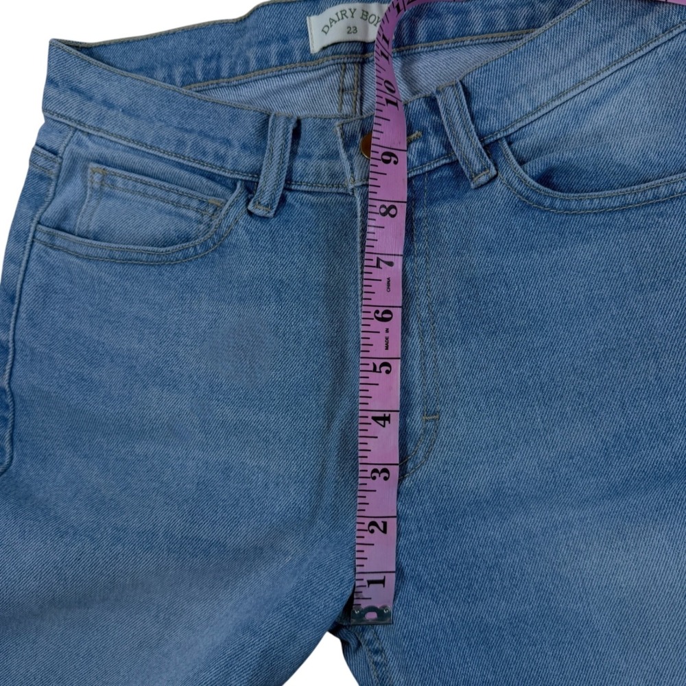 Dairy Boy Light Wash MidRise Straight Leg Blue Denim Jeans Size 23 Paige Lorenze - Picture 5 of 9